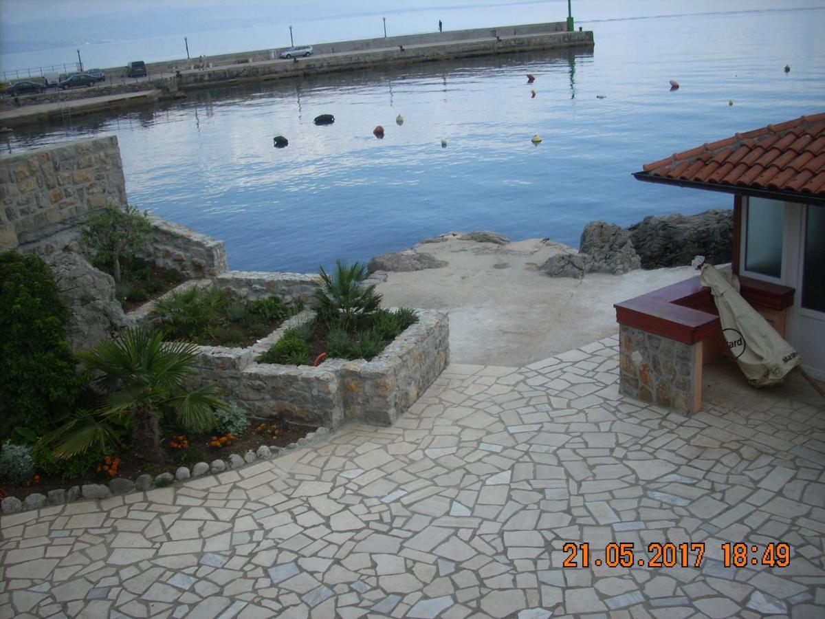 Apartment At Sea Lovran Exterior foto